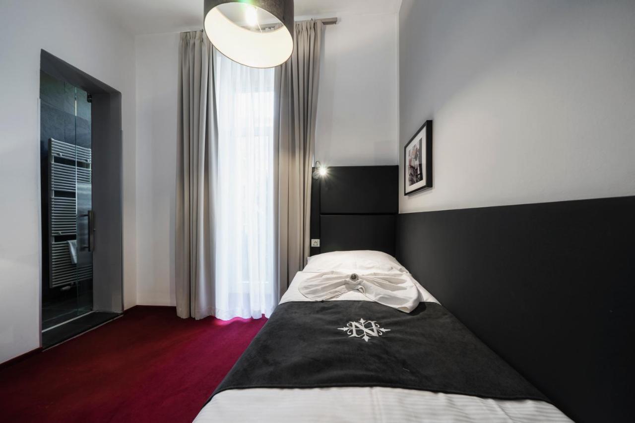 Hotel Noir Прага Екстериор снимка