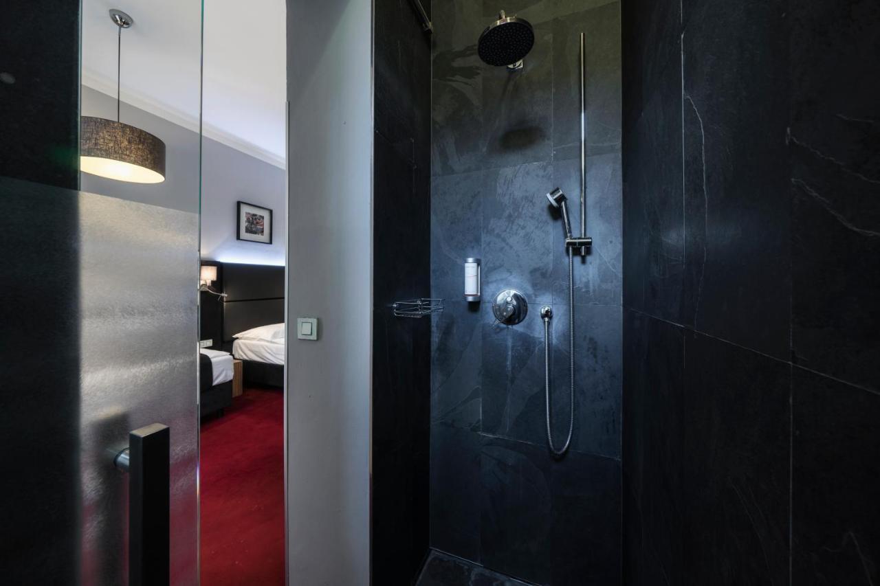 Hotel Noir Прага Екстериор снимка