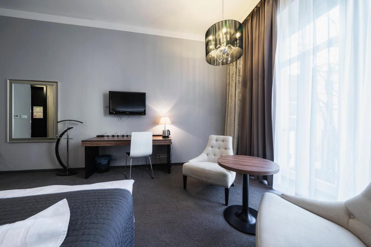 Hotel Noir Прага Екстериор снимка