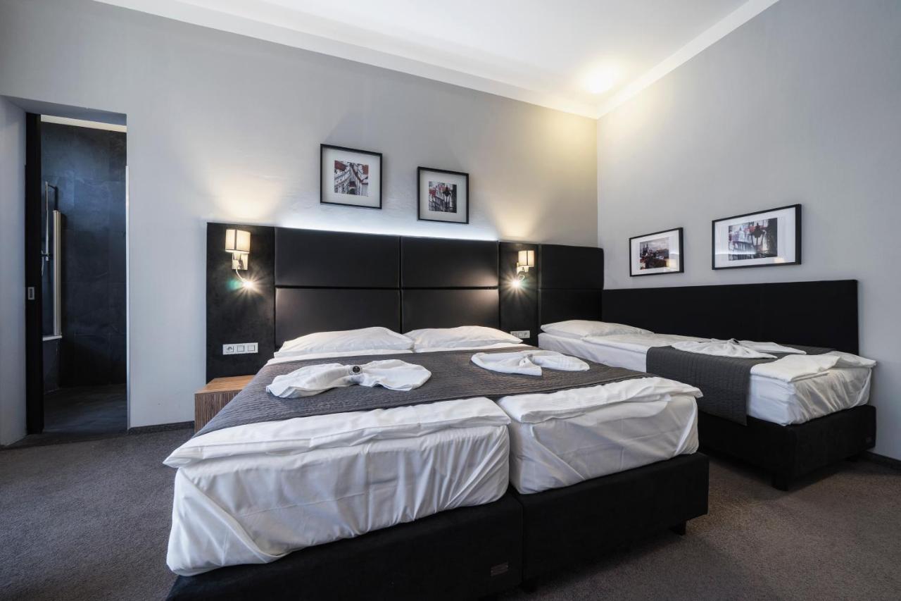 Hotel Noir Прага Екстериор снимка