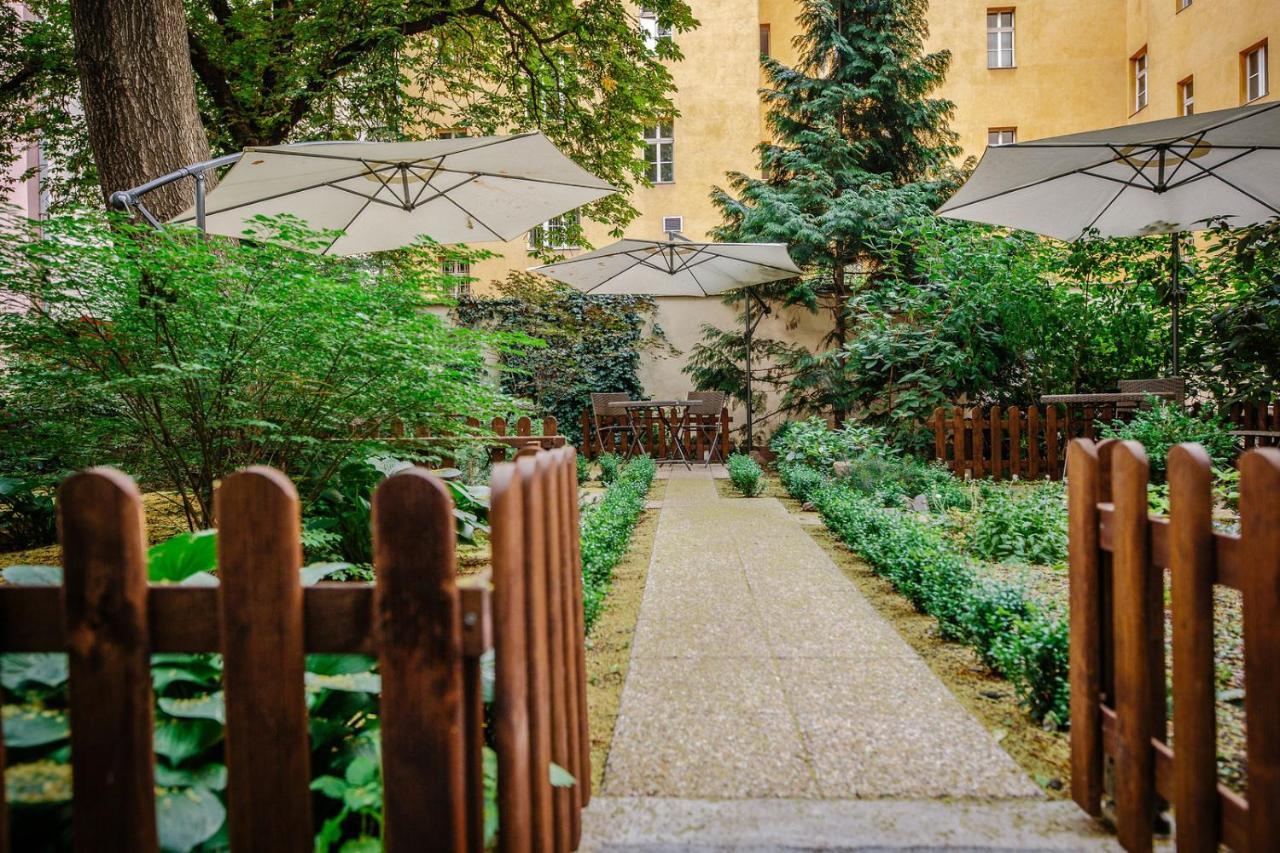 Hotel Noir Прага Екстериор снимка